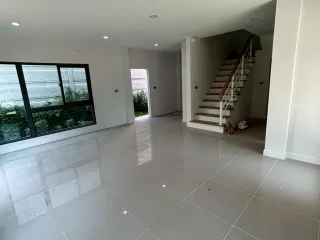 For sale 4 bedrooms house in Thung Khru, Bangkok