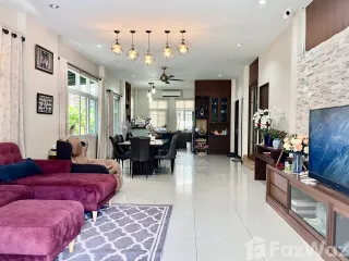 出售 5 卧室 独立屋 在 Mueang Chiang Mai, Chiang Mai