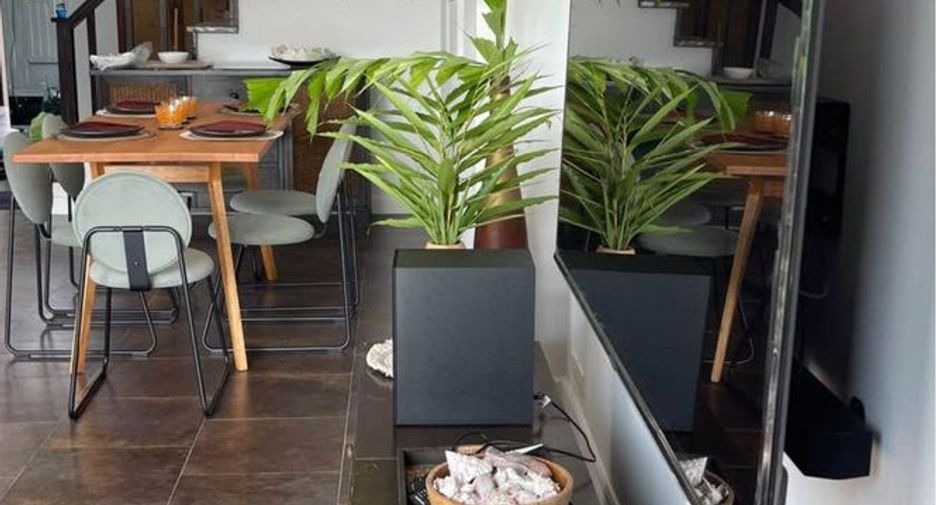 For rent 2 bedrooms townhouse in Ko Samui, Surat Thani