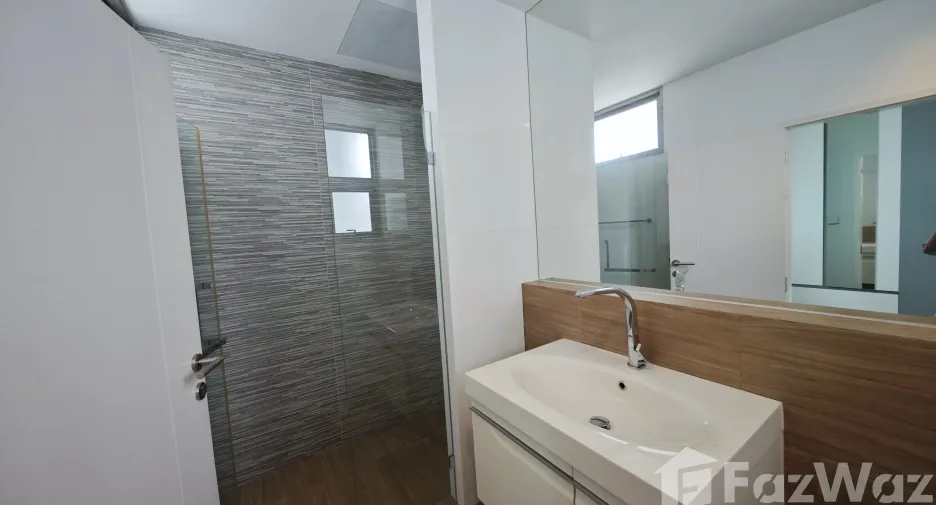 Продажа и аренда 3 спальни дом в Буенг Кум, Бангкок