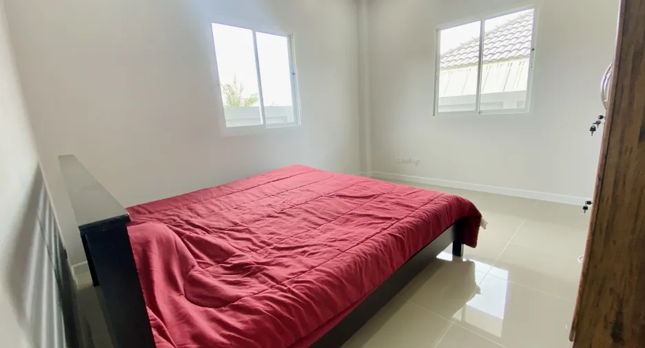 For rent 3 bedrooms house in Pran Buri, Prachuap Khiri Khan