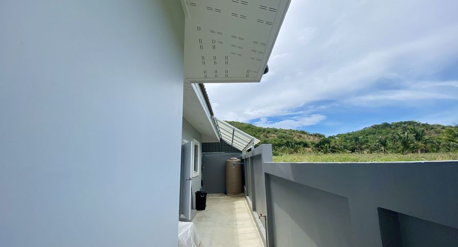 For rent 3 bedrooms house in Pran Buri, Prachuap Khiri Khan