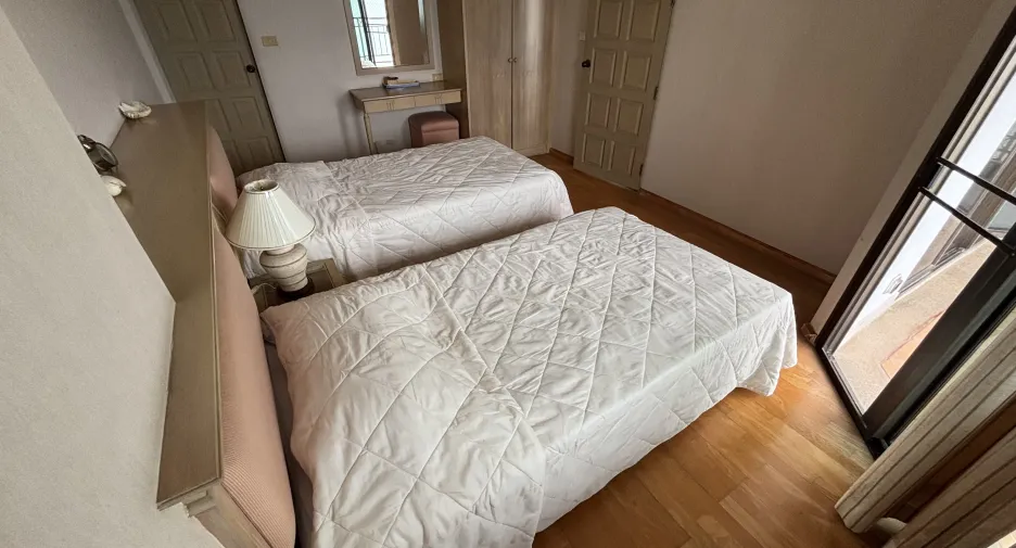 For sale and for rent 4 bedrooms condo in Cha Am, Phetchaburi