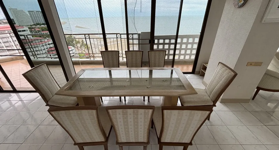 For sale and for rent 4 bedrooms condo in Cha Am, Phetchaburi