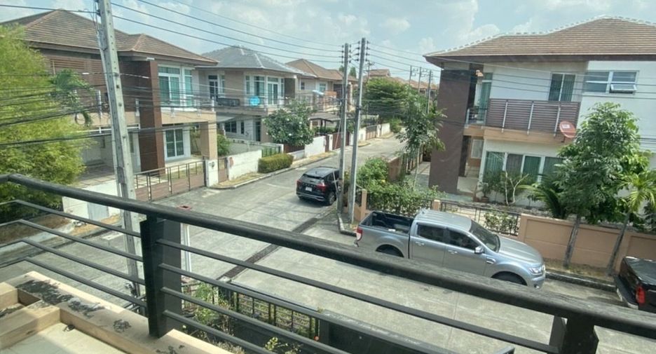 出售 和 出租 3 卧室 独立屋 在 Si Racha, Chon Buri