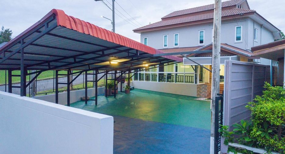 For sale and for rent 4 bedrooms villa in Bang Lamung, Chonburi