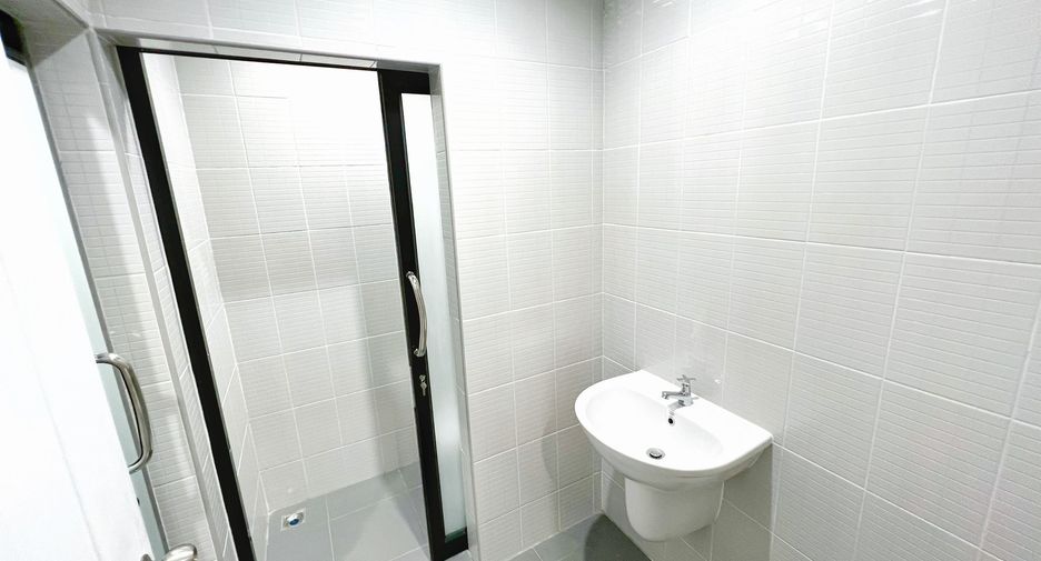 For sale 2 bedrooms townhouse in Mueang Phuket, Phuket