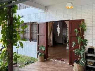 À louer 4 chambres maison à Mueang Chiang Mai, Chiang Mai