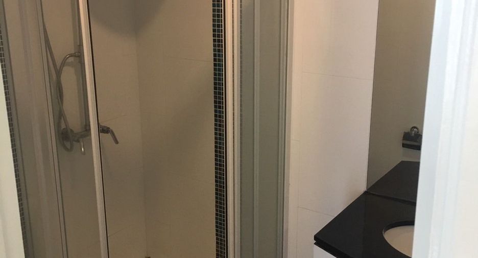 For rent 2 bedrooms condo in Bang Lamung, Chonburi