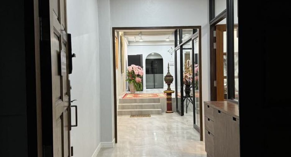 For rent 2 bedrooms townhouse in Mueang Chiang Mai, Chiang Mai