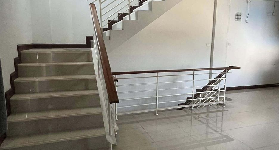 Gewerbefläche zum Kauf mit 3 Zimmer in San Sai, Chiang Mai