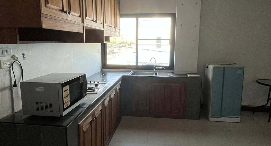 Gewerbefläche zum Kauf mit 3 Zimmer in San Sai, Chiang Mai