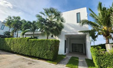 Villa en alquiler de 3 habitaciones en Hua Hin, Prachuap Khiri Khan