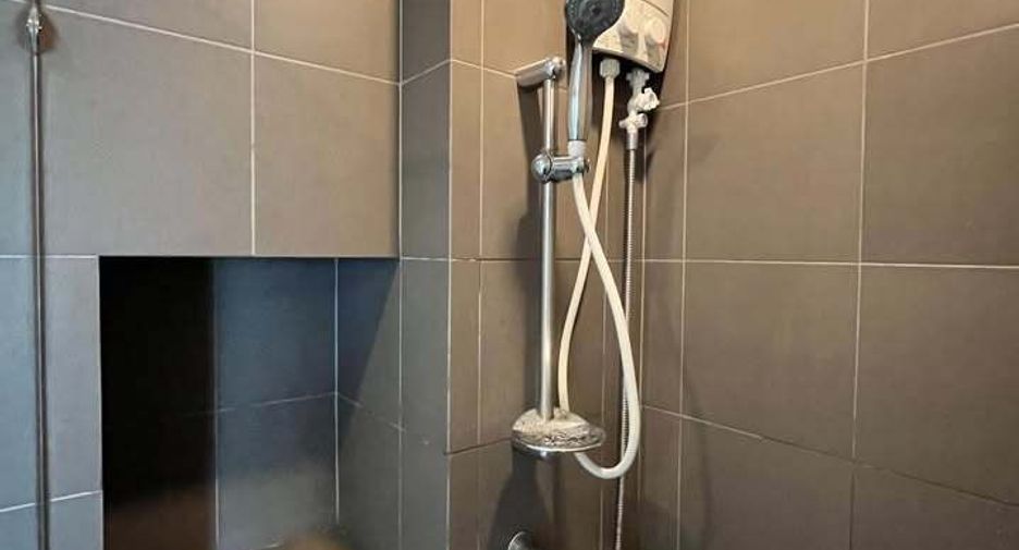 For rent studio condo in Chom Thong, Bangkok