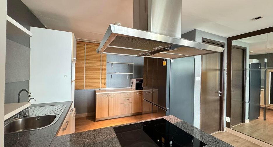 Продажа и аренда 3 спальни кондо в Кхлонг Тоеи, Бангкок