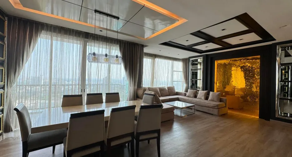 For sale and for rent 3 bedrooms condo in Khlong Toei, Bangkok