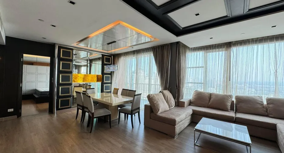 For sale and for rent 3 bedrooms condo in Khlong Toei, Bangkok