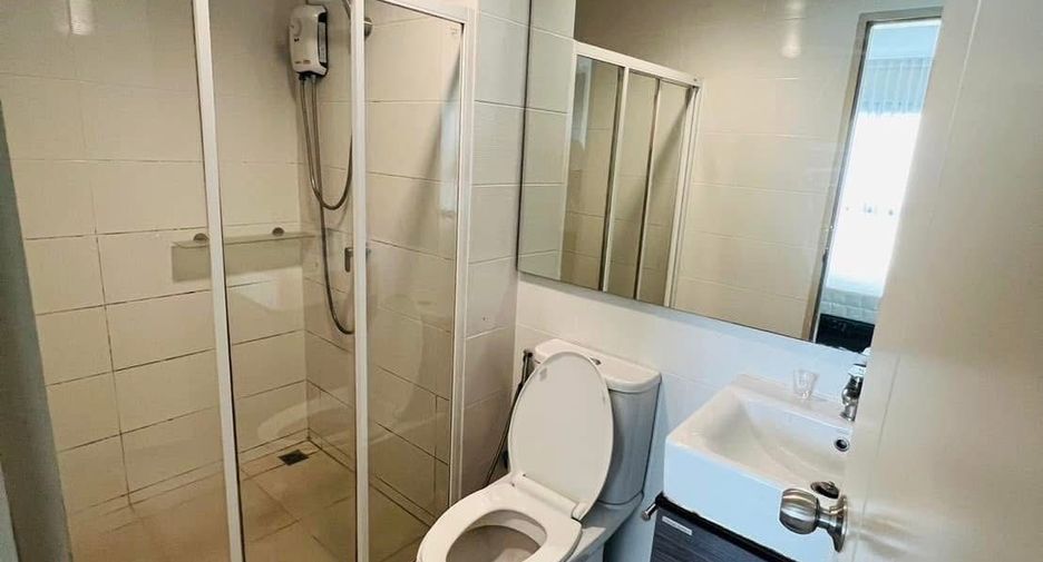 À vendre 1 chambre condo à Bang Na, Bangkok