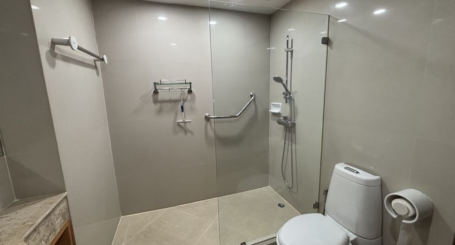For rent 2 bedrooms condo in Mueang Chiang Mai, Chiang Mai