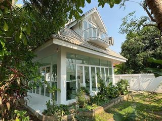 For sale 3 bedrooms villa in Mae Rim, Chiang Mai