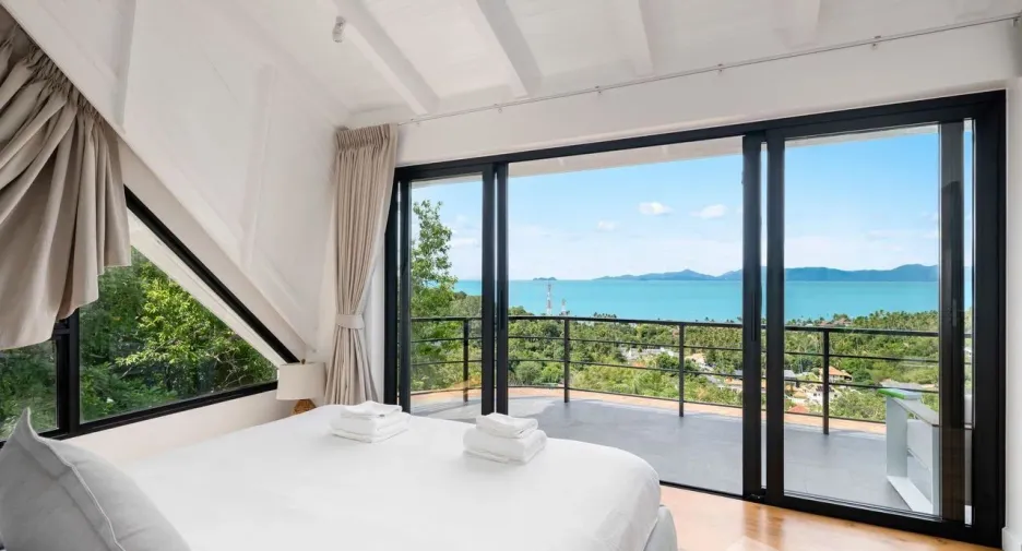 For sale 4 bedrooms house in Ko Samui, Surat Thani