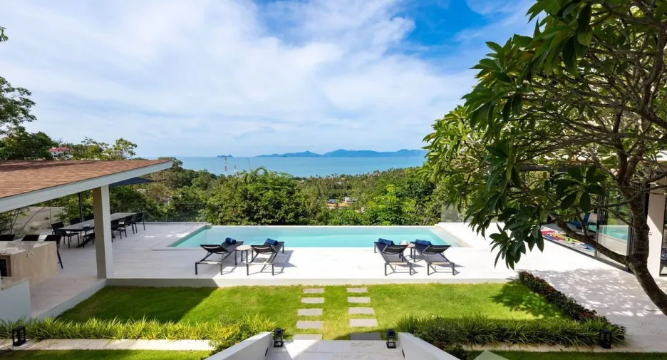 For sale 4 bedrooms house in Ko Samui, Surat Thani