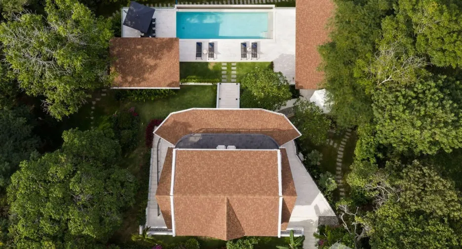 For sale 4 bedrooms house in Ko Samui, Surat Thani