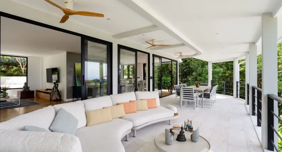 For sale 4 bedrooms house in Ko Samui, Surat Thani