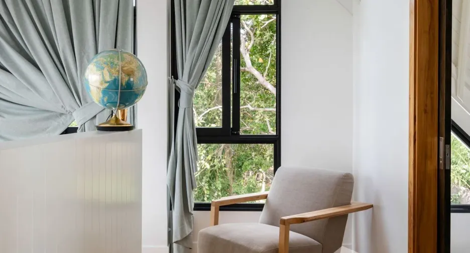 For sale 4 bedrooms house in Ko Samui, Surat Thani
