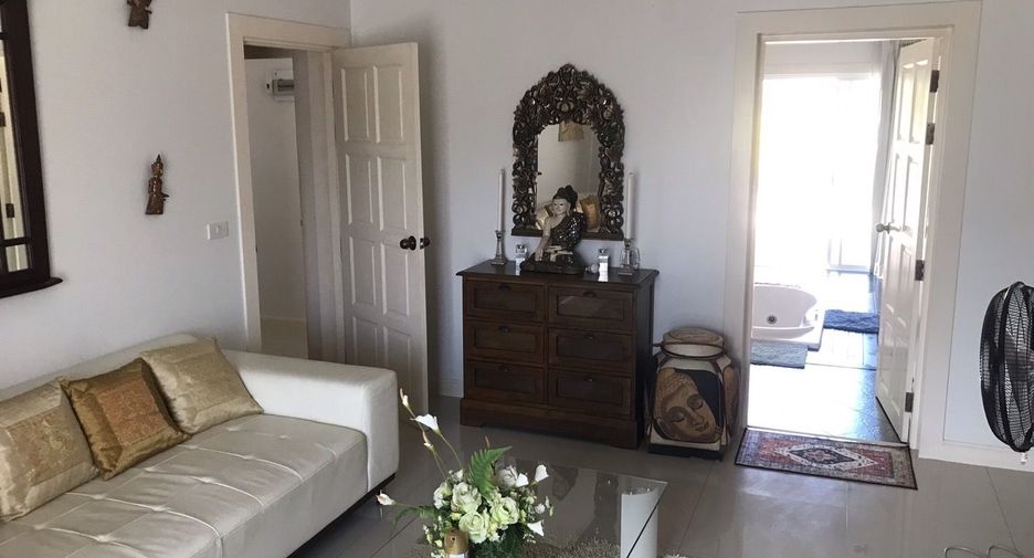 For sale and for rent 4 bedrooms villa in Hua Hin, Prachuap Khiri Khan