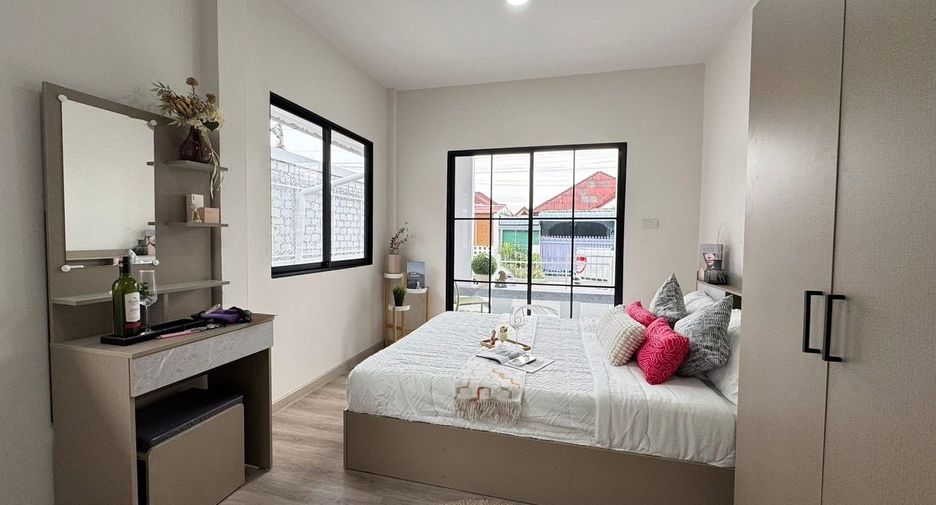 For sale 3 bedrooms house in Mueang Chiang Mai, Chiang Mai