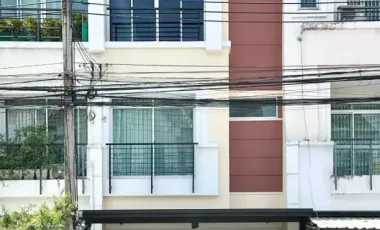 ขาย 3 ห้องนอน ทาวน์เฮ้าส์ ใน ลาดพร้าว, กรุงเทพฯ