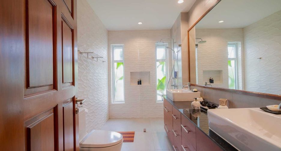 For rent 4 ベッドルーム villa in Hua Hin, Prachuap Khiri Khan