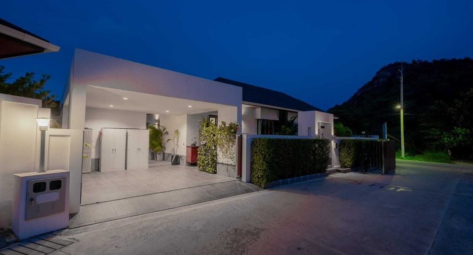 For rent 4 ベッドルーム villa in Hua Hin, Prachuap Khiri Khan