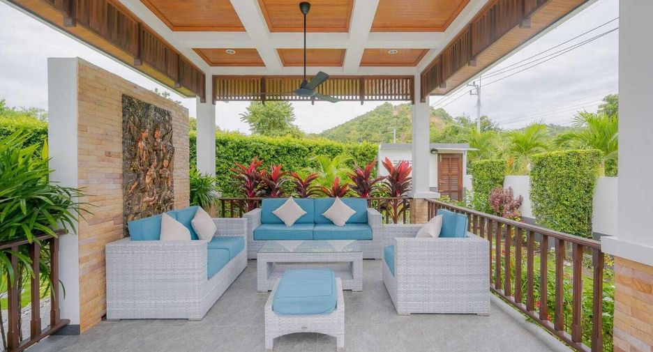 For rent 4 ベッドルーム villa in Hua Hin, Prachuap Khiri Khan