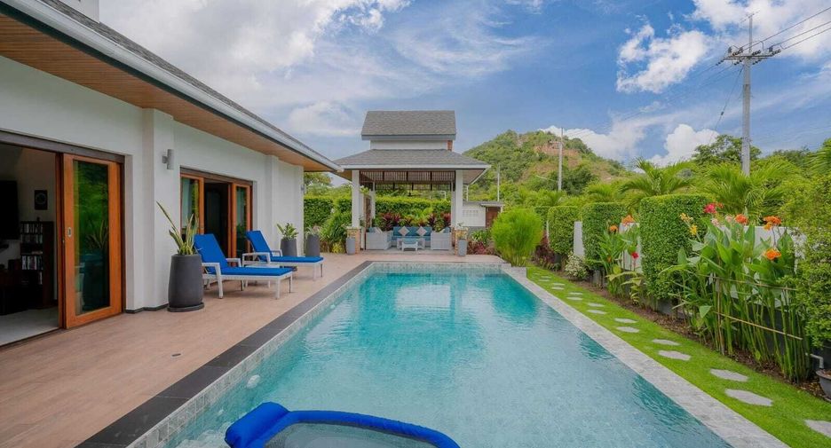 For rent 4 ベッドルーム villa in Hua Hin, Prachuap Khiri Khan