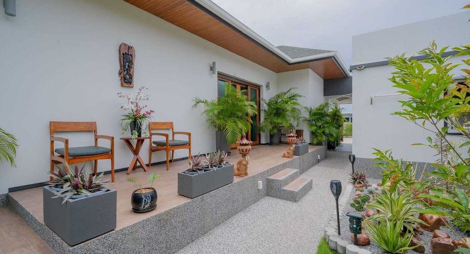 For rent 4 ベッドルーム villa in Hua Hin, Prachuap Khiri Khan