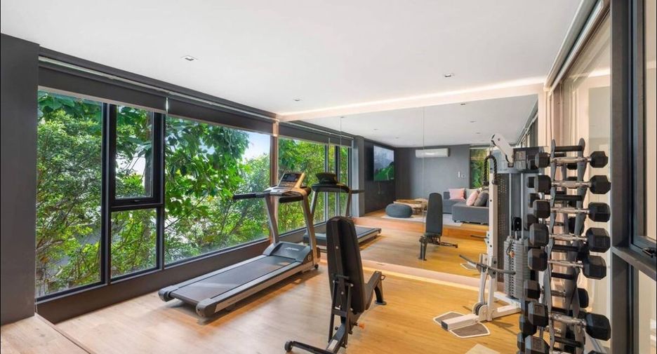 For rent 4 bedrooms villa in Ko Samui, Surat Thani