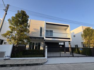 For Rent 4 Bedroom House In Mueang Chiang Mai