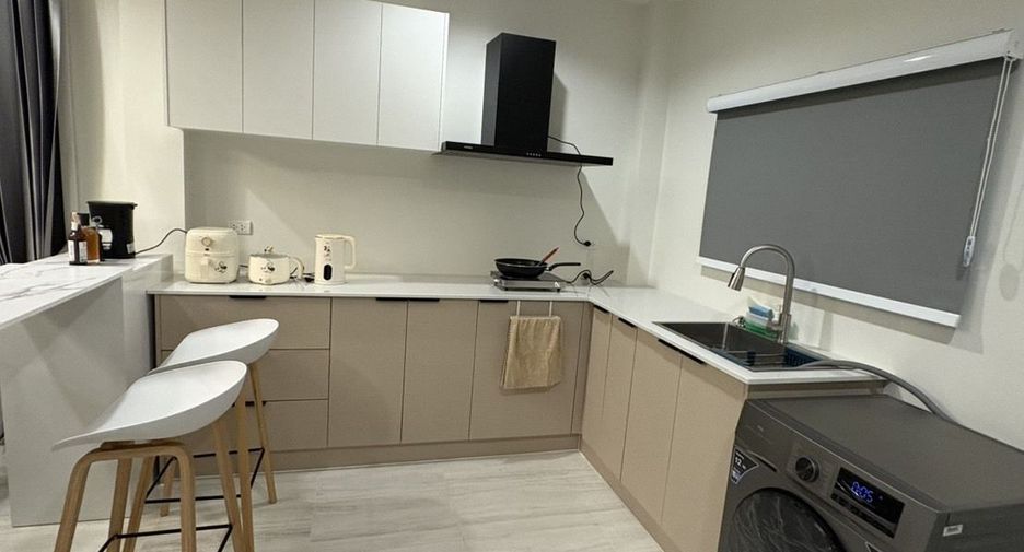 出租 4 卧室 独立屋 在 Mueang Chiang Mai, Chiang Mai