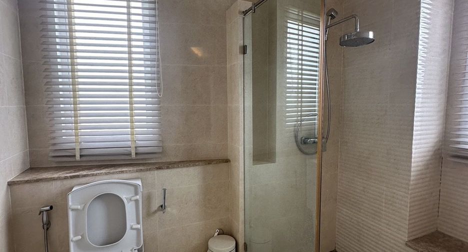 For rent 2 bedrooms condo in Mueang Chiang Mai, Chiang Mai