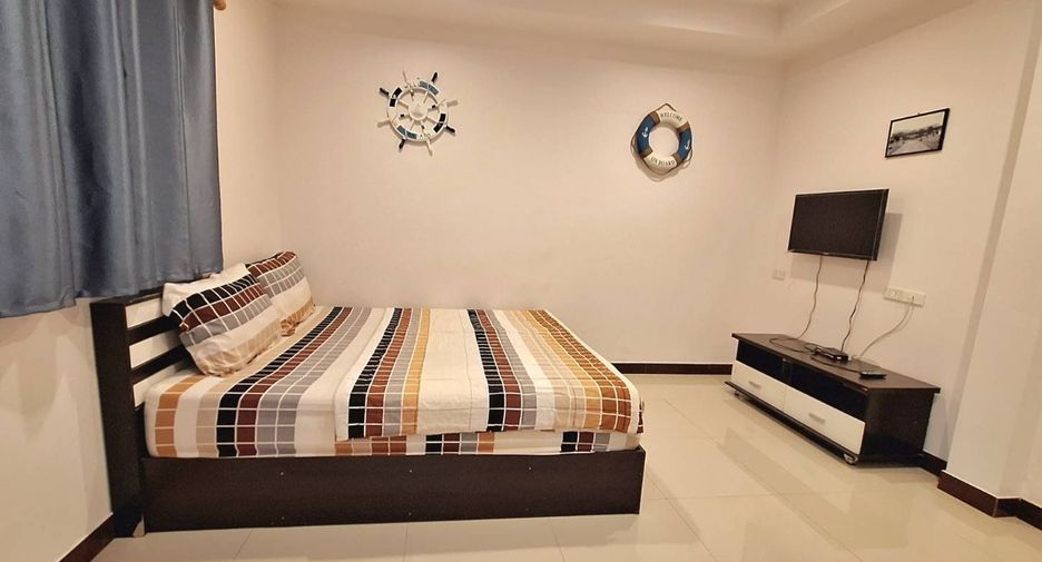 For rent 5 bedrooms villa in Hua Hin, Prachuap Khiri Khan