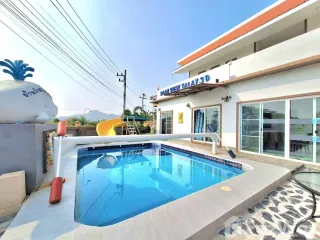 For rent 5 bedrooms villa in Hua Hin, Prachuap Khiri Khan