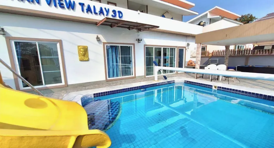 For rent 5 bedrooms villa in Hua Hin, Prachuap Khiri Khan