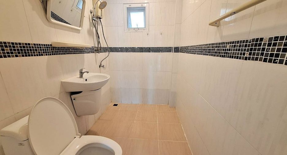 For rent 5 bedrooms villa in Hua Hin, Prachuap Khiri Khan
