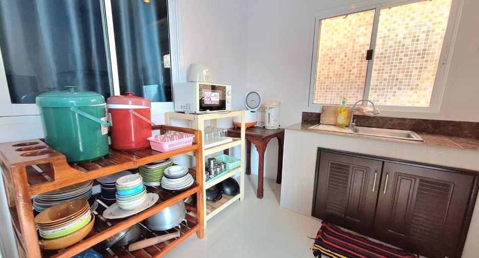For rent 5 bedrooms villa in Hua Hin, Prachuap Khiri Khan