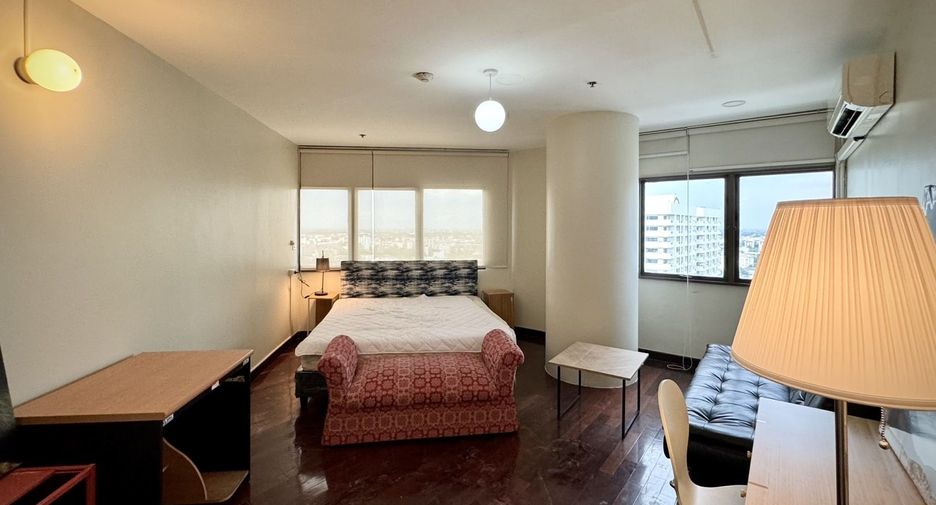 For sale and for rent 2 bedrooms condo in Bang Na, Bangkok