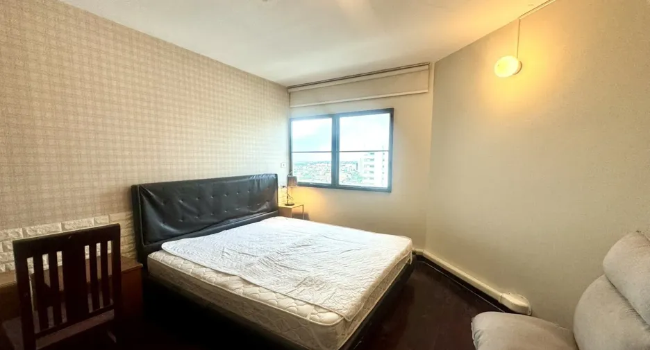 For sale and for rent 2 bedrooms condo in Bang Na, Bangkok