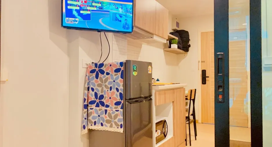For sale studio condo in Mueang Samut Prakan, Samut Prakan