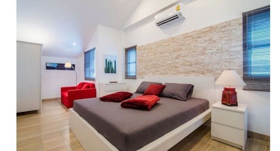 For rent 4 bedrooms house in Hua Hin, Prachuap Khiri Khan